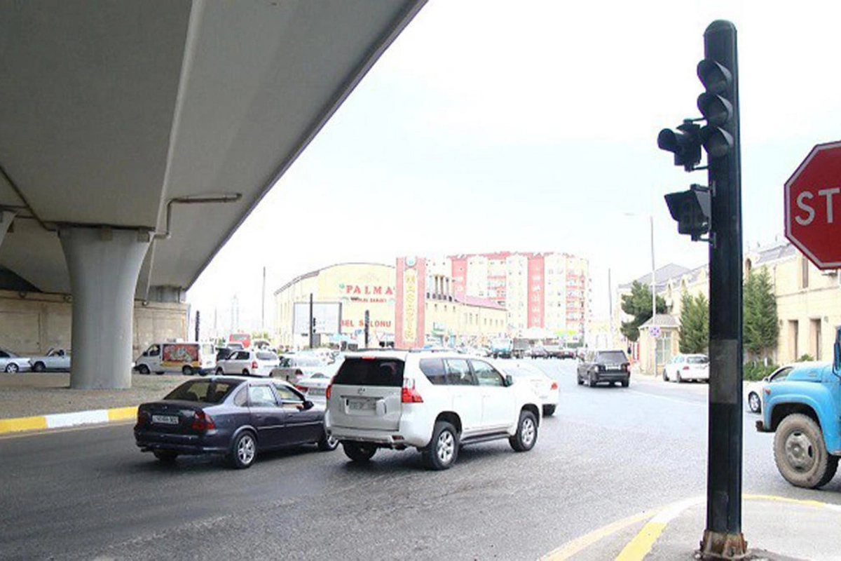 Masazırda yol çöküb Masazırda yol çöküb