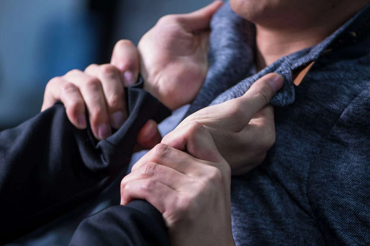 Bakıda taksi sürücüsü sifarişi ləğv edib, sərnişini döydü