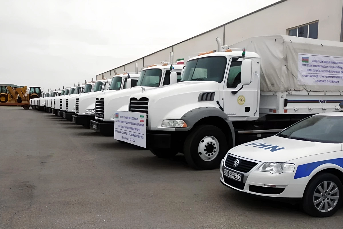 Азербайджан по поручению Президента направил в Иран гумпомощь