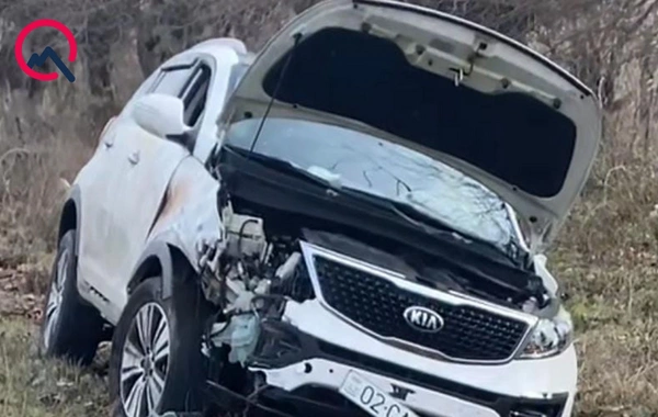 Şəhid bacısı Ağcabədidə qəzaya düşdü: Yaralılar var