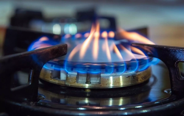 Сегодня в двух районах Баку отключат газ
