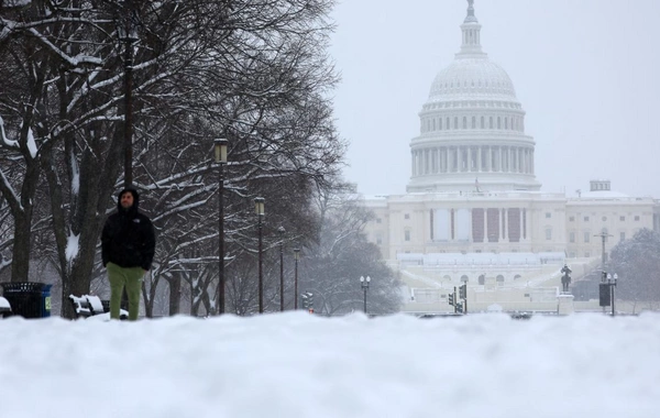 ABŞ-də rekord qar yağışı: 5 mindən çox uçuş ləğv edildi