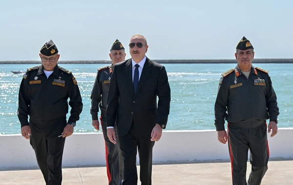 Prezident İlham Əliyev Hərbi Dəniz Qüvvələrində olub