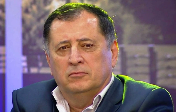 71 yaşlı Baba Vəziroğlu: Bu gün ad günümdür, adi günümdür...