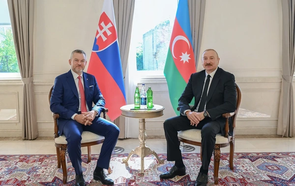 Şuşada İlham Əliyevin Slovakiya Prezidenti ilə təkbətək görüşü olub