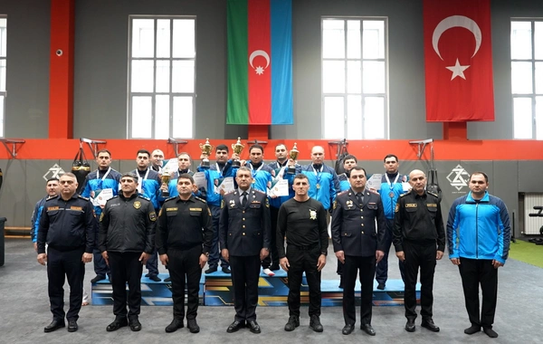 Nəsimi rayonunda polis əməkdaşları arasında silahsız özünümüdafiə üzrə çempionat keçirilib