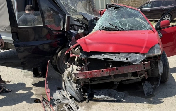 В Баку два футболиста погибли в аварии