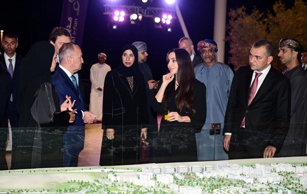 Лейла Алиева ознакомилась в городе Маскат с проектами, реализуемыми Оманской компанией по развитию туризма