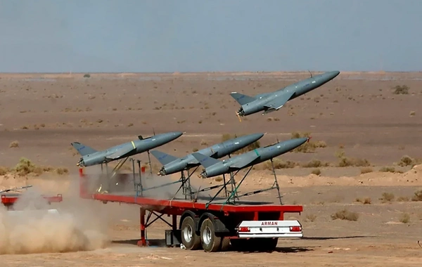 İran İsrailə qarşı 100-ə yaxın dron buraxıb
