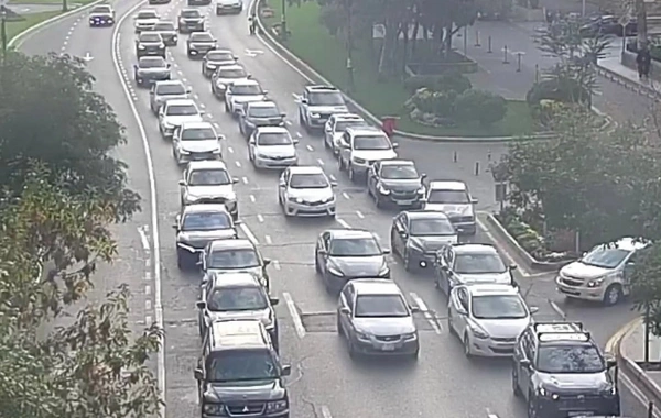Bakının bir sıra yollarında tıxac müşahidə olunur