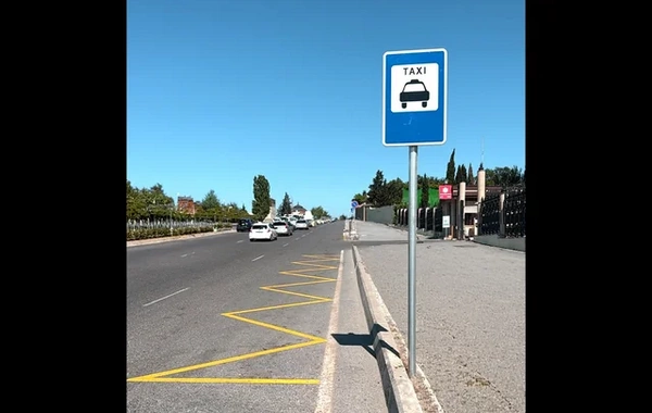 Altı tibb müəssisəsinin yanında minib-düşmə yerləri yaradılıb