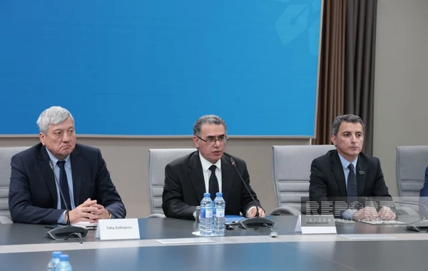 Bakıda Prezident İlham Əliyevin sülh strategiyasına həsr olunan dəyirmi masa keçirilib