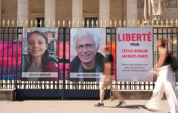 İranda həbsdə olan Fransa vətəndaşları vətənlərinə qayıdırlar