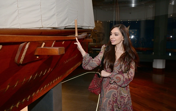 Вице-президент Фонда Гейдара Алиева Лейла Алиева посетила Национальный музей Омана и рынок Матрах в Маскате