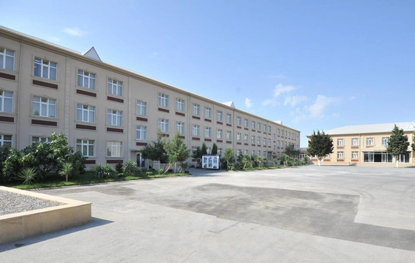Bakıda 7 şagirdin zəhərləndiyi məktəbin bufetin bağlanıb, direktor cəzalandırılıb