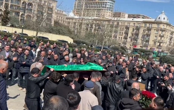 Rasim Balayev alqışlarla son mənzilə yola salındı