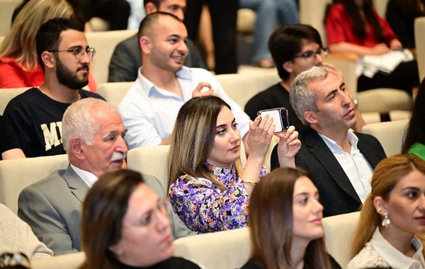 Xankəndi Mədəniyyət Mərkəzində ilk dəfə Milli Qurtuluş Gününə həsr olunan təntənəli konsert keçirilib