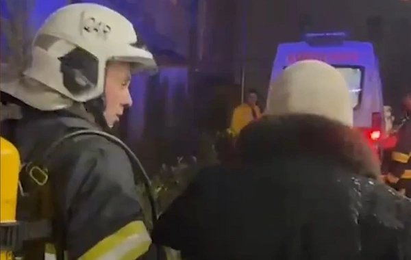 Qaradağda yaşayış binasında YANĞIN: Təxliyə olunanlar var