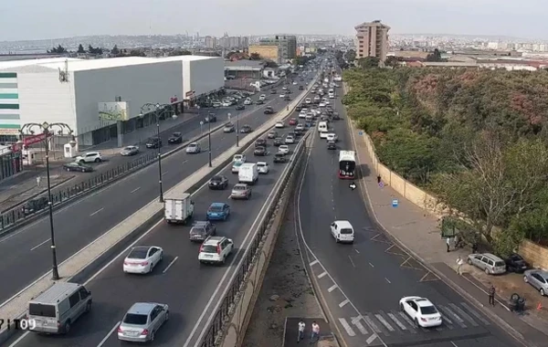 Ограничение движения на проспекте 8 Ноября привело к пробкам на некоторых дорогах