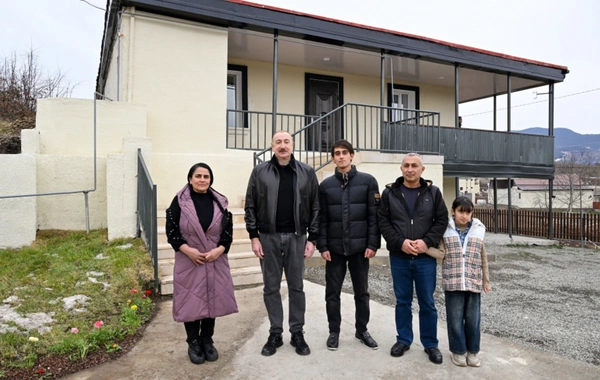 Президент Ильхам Алиев ознакомился с работами, проделанными в селе Хейвалы Агдеринского района