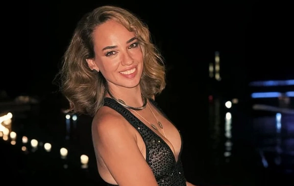 Məşhur aktrisa: "Əvvəl iki-üç cüt ayaqqabı alırdım, indi isə uşaqlarımı düşünürəm"
