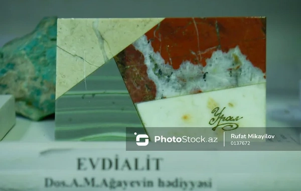 Bakıda unikal muzey: Dünyanın 56 yatağından toplanan minerallar - FOTOREPORTAJ