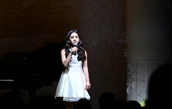 Leyla Əliyeva və Alyona Əliyeva Müstəqillik Gününə həsr olunmuş konserti izləyiblər