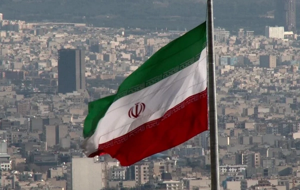 Media: Iran is dragging out negotiations due to pressure from the IRGC