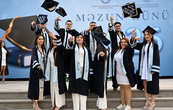 Azərbaycan Əmək və Sosial Münasibətlər Akademiyasında "Məzun günü" qeyd olunub