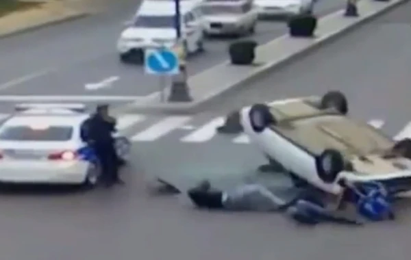 Bakıda avtomobil 6 piyadanı vurdu və sonra polis maşınına dəydi (VİDEO)