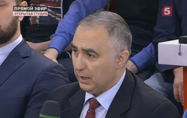 Азербайджанский политолог заткнул армянского коллегу (видео)