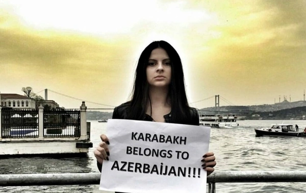 Как в Турции дочь азербайджанской певицы поддержала Родину (фото)