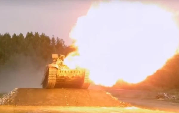 Azərbaycan ordusunun "uçan tankları" (VİDEO)