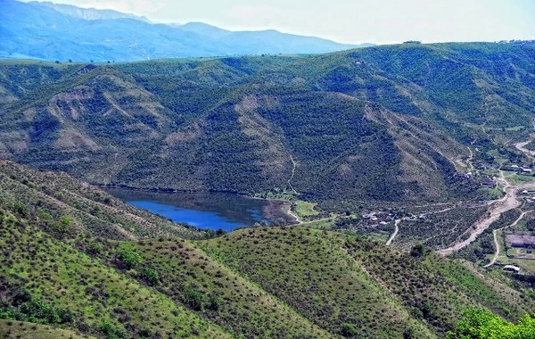 Уникальное село в Азербайджане, привлекающее большое количество туристов (фото, видео)
