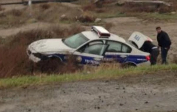 Yol polisi rəisi sürət həddini aşdı qəza törətdi