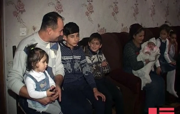 14-cü uşağı olan azərbaycanlı ata: "Bizi dost-tanışın yanında utandırdılar" (FOTO)
