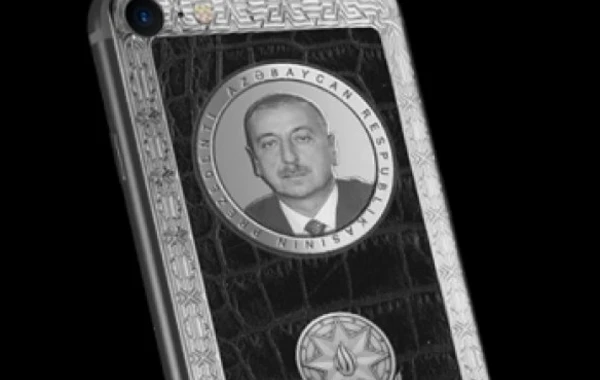 Üstündə İlham Əliyevin fotosu olan Iphone-lar şok qiymətə satışda (VİDEO, FOTO)