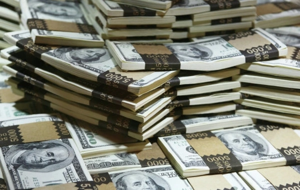 Dollar bir qədər də bahalaşdı