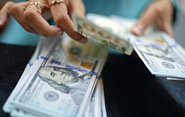 Yanvarın 30-na dolların məzənnəsi: 1,9165 AZN
