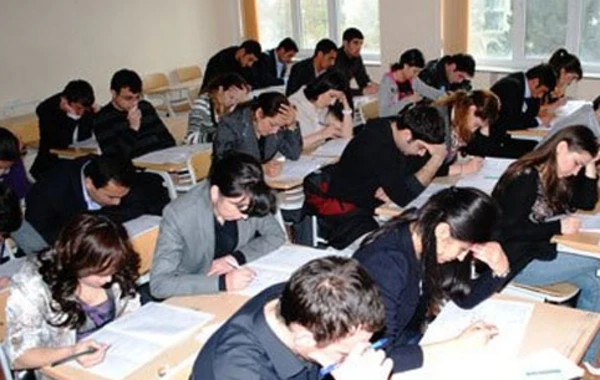 Abituriyentlərin NƏZƏRİNƏ: Bu məktəblərə ərizə qəbulu başlayır