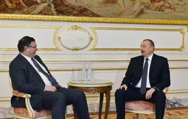 İlham Əliyev “Total”ın prezidenti ilə görüşüb