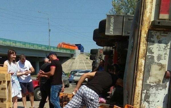 Azərbaycanlı alverçi Rusiyada hamını ŞOKa saldı (VİDEO)