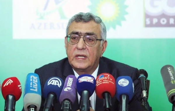 Çingiz Hüseynzadə: "Cənab prezident Ramilə heç bir nəticəsi olmadan 19 yaşında ev verib"
