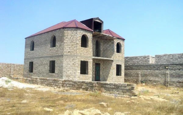 Nazirlikdən ev tikənlərə xəbərdarlıq