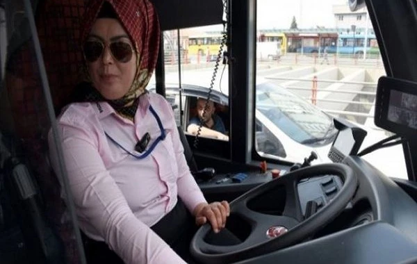 Türkiyədə yalnız qadınlar üçün avtobuslar xəttə buraxıldı – FOTO