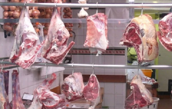 Bakıda 7,5 manata ət satılır - Ucuzluğun səbəbi nədir? – VİDEO
