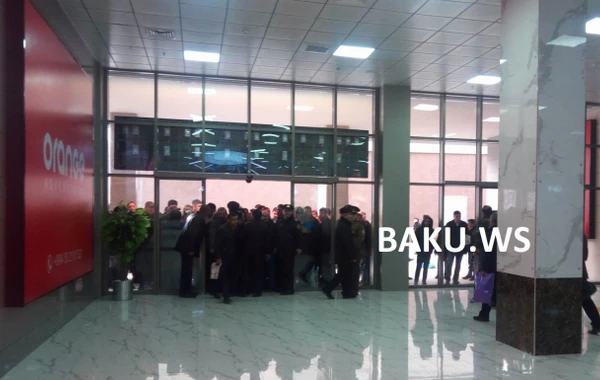 Bomba həyəcanına görə bağlanan Dəmir Yolu Vağzalının fəaliyyəti bərpa olundu (VIDEO)