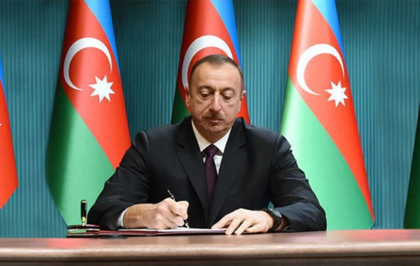 Prezident yeni qərargah rəisi təyin etdi (FOTO)