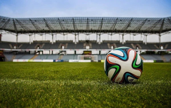 FİFA futbol qaydalarını dəyişdirir
