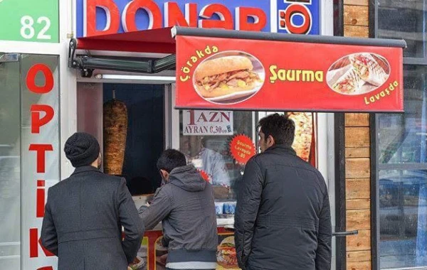 1 manatlıq "dönər+ayran"nın keyfiyyətinə kim zəmanət verir?